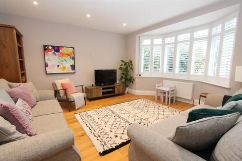 19a Kings Lane, Sutton, SM1 4NY