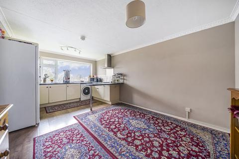 3 bedroom flat for sale, Adelaide Road, St Denys, Southampton, Hampshire, SO17
