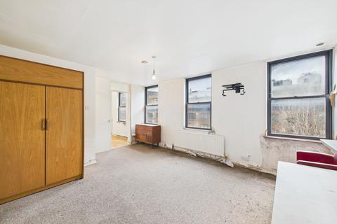 Studio for sale, Priory House, Rampayne Street, Pimlico, London, SW1V