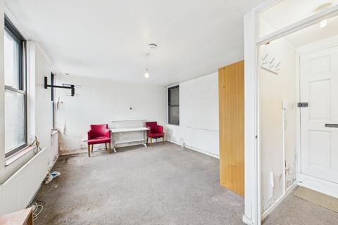 Studio for sale, Priory House, Rampayne Street, Pimlico, London, SW1V