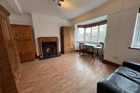 2 bedroom apartment to rent, Park Mansions, Vivian Avenue, Hendon, London