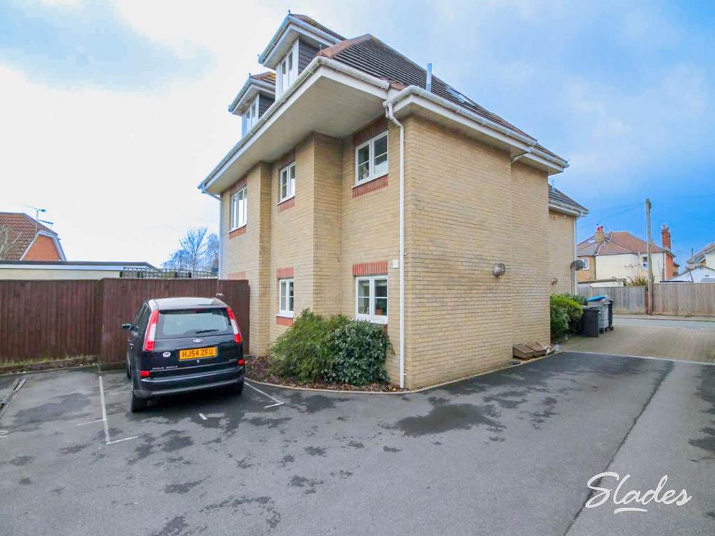 13 woodside road fro