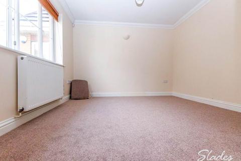 2 bedroom flat to rent, Woodside Road , Southbourne , Bournemouth