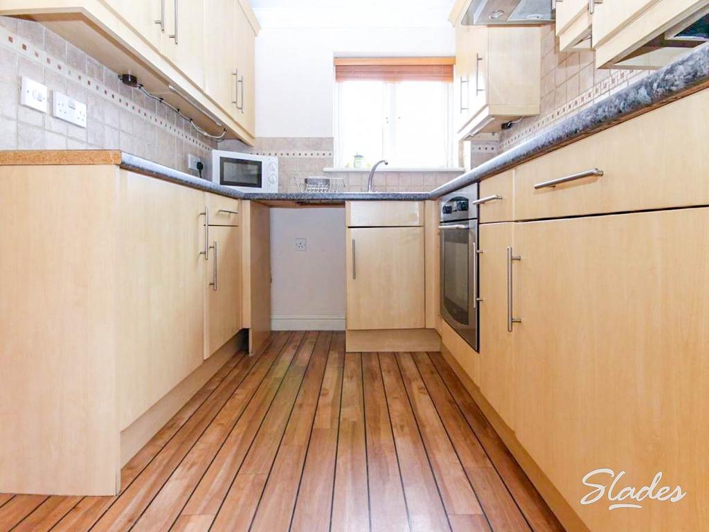 4 Woodside kitchen N