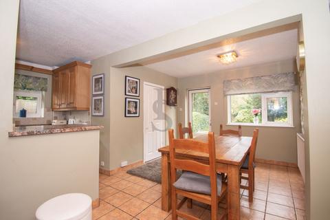 1 Barry Drive, Kirby Muxloe, Leicester, LE9 2HG