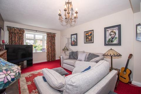 1 Barry Drive, Kirby Muxloe, Leicester, LE9 2HG