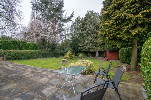 1 Barry Drive, Kirby Muxloe, Leicester, LE9 2HG