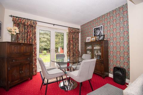 1 Barry Drive, Kirby Muxloe, Leicester, LE9 2HG