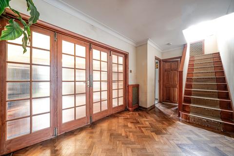3 bedroom detached house for sale, Greenhill Way, Middlesex HA9