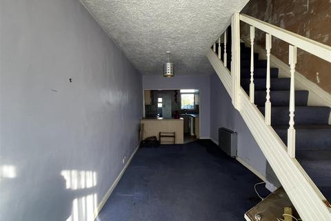 2 bedroom terraced house for sale, Heath Road, Burton-On-Trent