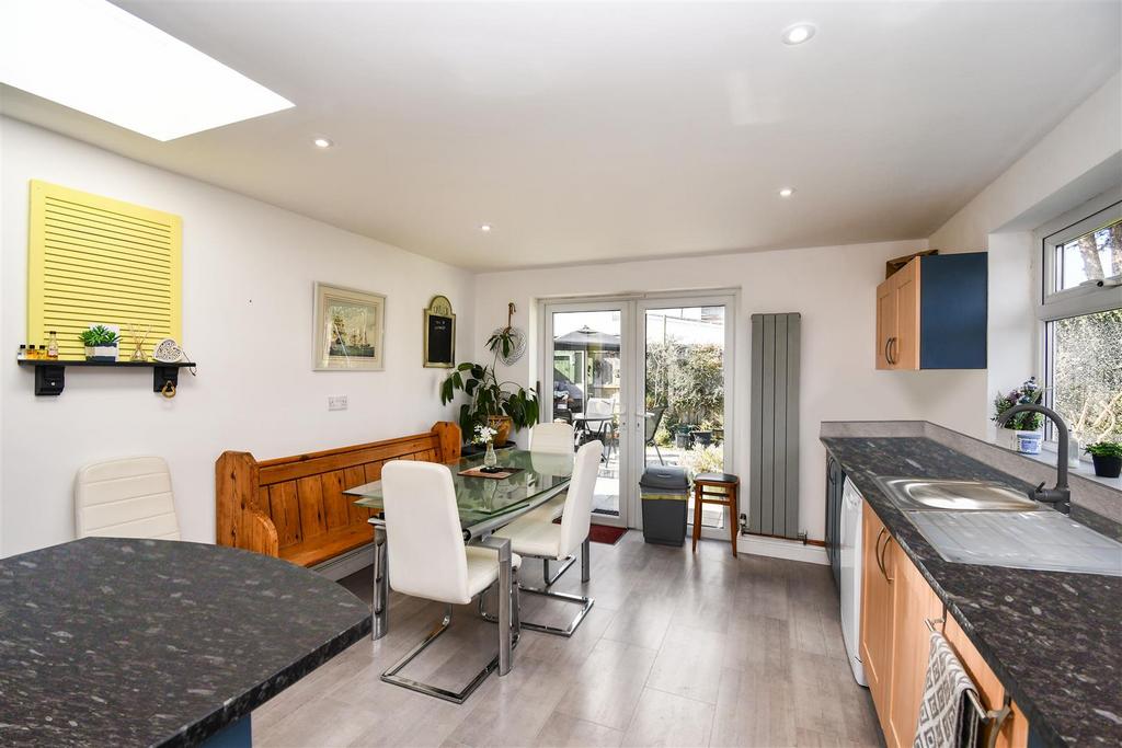 Tlc 151bb380-2cf3-415d-ab4f-c143bbe445a5 e8e680d.j