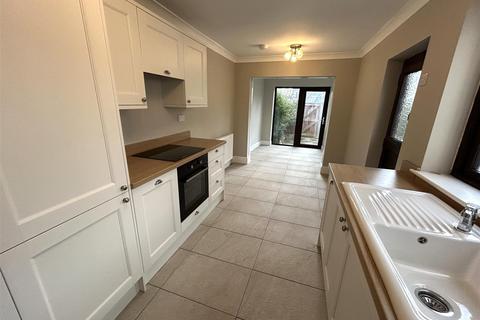 102 Hailgate, Howden, Goole, DN14 7SZ
