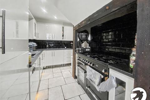 3 bedroom maisonette for sale, Rowanwood Avenue, Sidcup, Kent, DA15