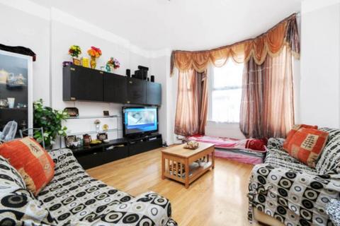 277a Uxbridge Road, London, W12 9DT
