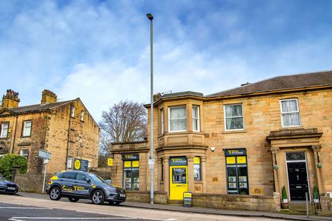 Office to rent, Trinity Street, Huddersfield, HD1 4DT