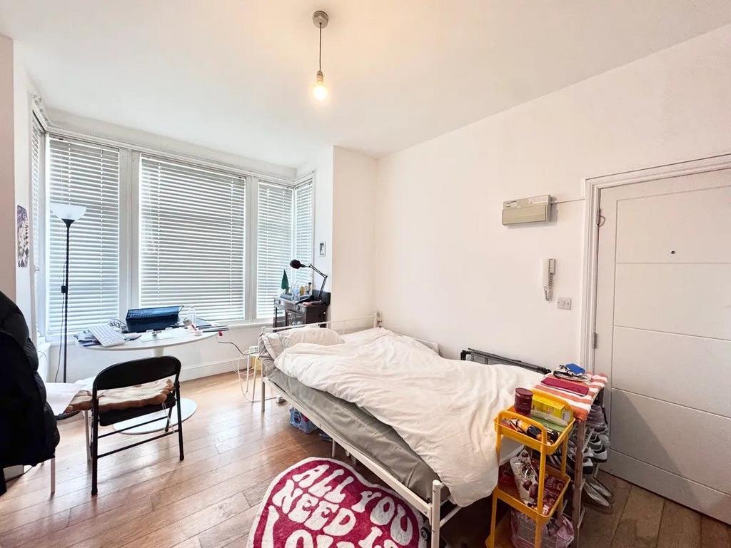 Studio for Rent