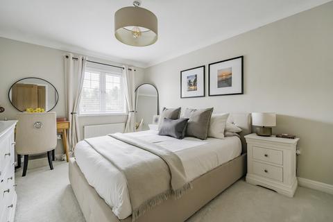 3 bedroom semi-detached house for sale, Badgers Copse, Camberley, Surrey, GU15