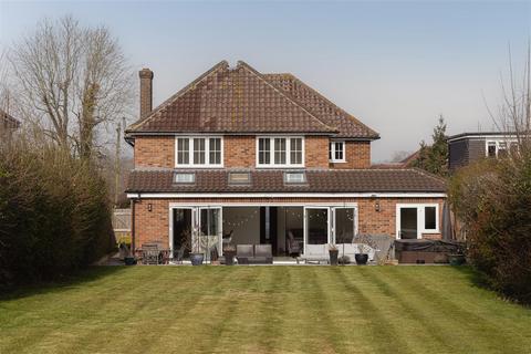 5 bedroom detached house for sale, Lodge Lane, Redhill