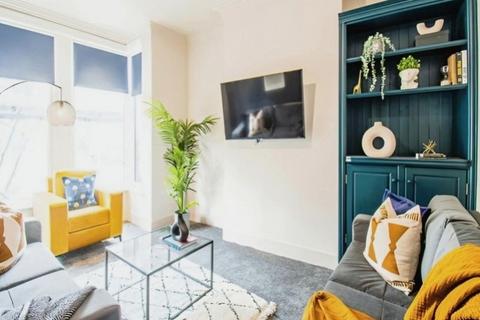 1 bedroom in a house share to rent, BILLS INCLUDED - Grosmont Place, Bramley, Leeds, LS13