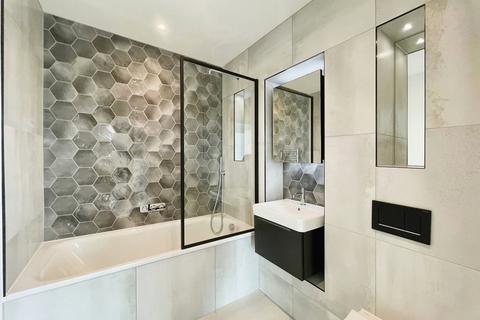 1 bedroom apartment to rent, Exploration Way, Slough SL1