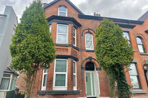 1 bedroom in a house share to rent, Clarendon Road, Manchester M16