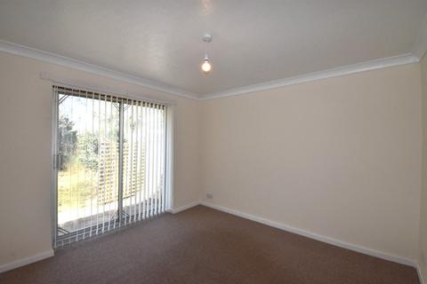 2 bedroom bungalow to rent, Anlaby Park, Hull, HU4