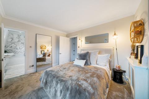 2 bedroom apartment for sale, Cadogan Square, London, SW1X