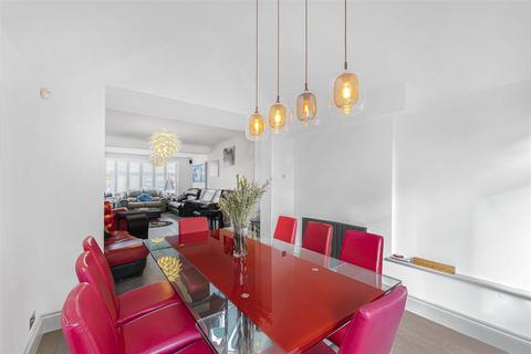 4 bedroom terraced house for sale, Charter Way, London