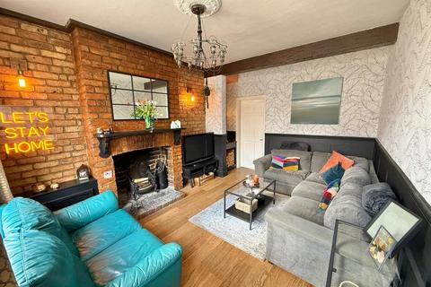 2 bedroom semi-detached house for sale, Knowsley Road, Macclesfield