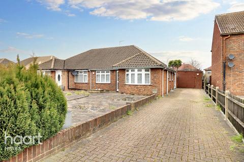 31 Westacott, Hayes, UB4 8AQ