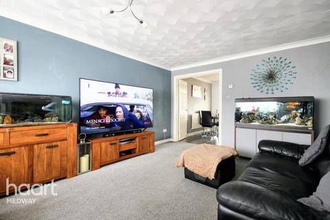 3 bedroom terraced house for sale, Bangor Road, Rochester