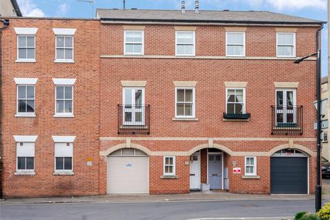 3 bedroom townhouse for sale, High Baxter Street, Bury St Edmunds, Suffolk, IP33