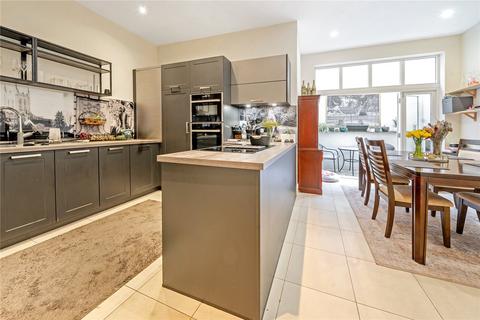 3 bedroom townhouse for sale, High Baxter Street, Bury St Edmunds, Suffolk, IP33