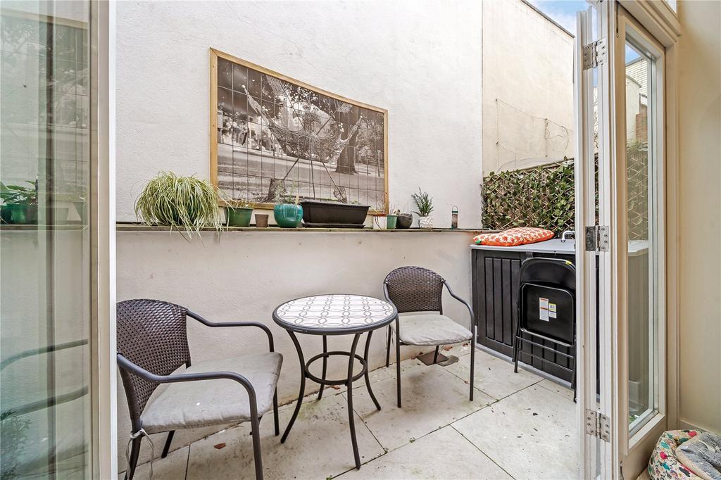 Courtyard Garden