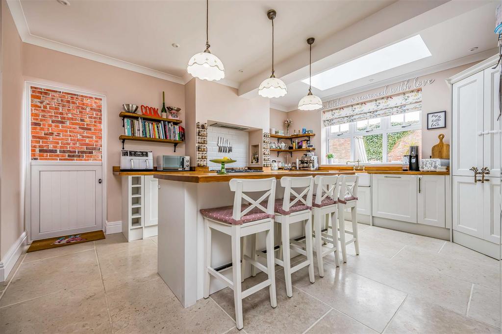84 Northern Parade, Portsmouth-Small-Portico Market