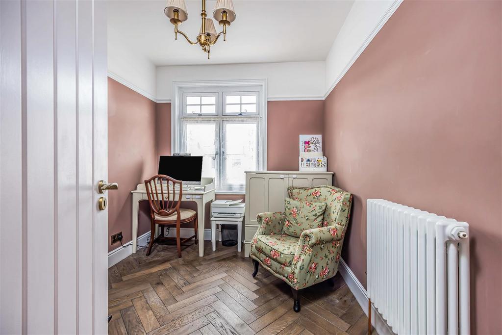 84 Northern Parade, Portsmouth-Small-Portico Market