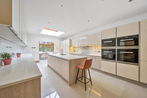 7 bedroom detached house for sale, Deacons Hill Road, Elstree, WD6