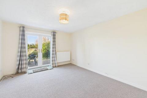 2 bedroom semi-detached house to rent, Michaelmas Court, Gloucester