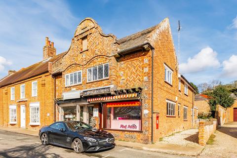 2 bedroom maisonette for sale, Lower Street, Horning