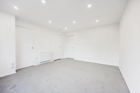 2 bedroom flat to rent, New City Road, Garnethill, Glasgow, G4 9DF
