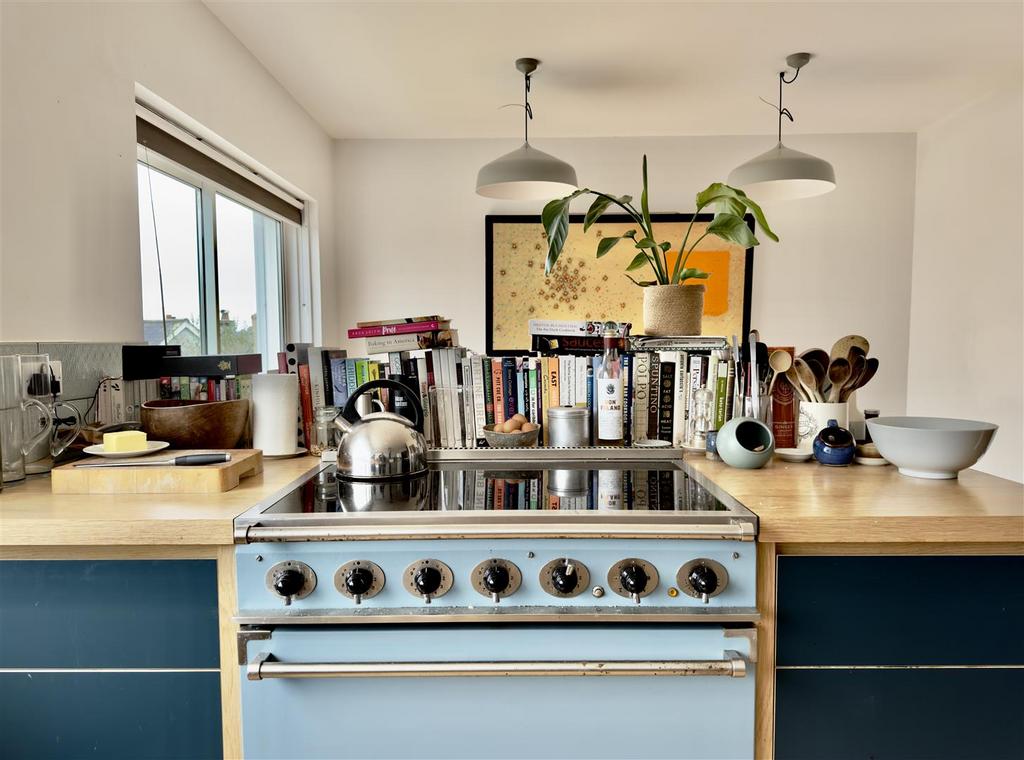 Kitchen detail.jpeg