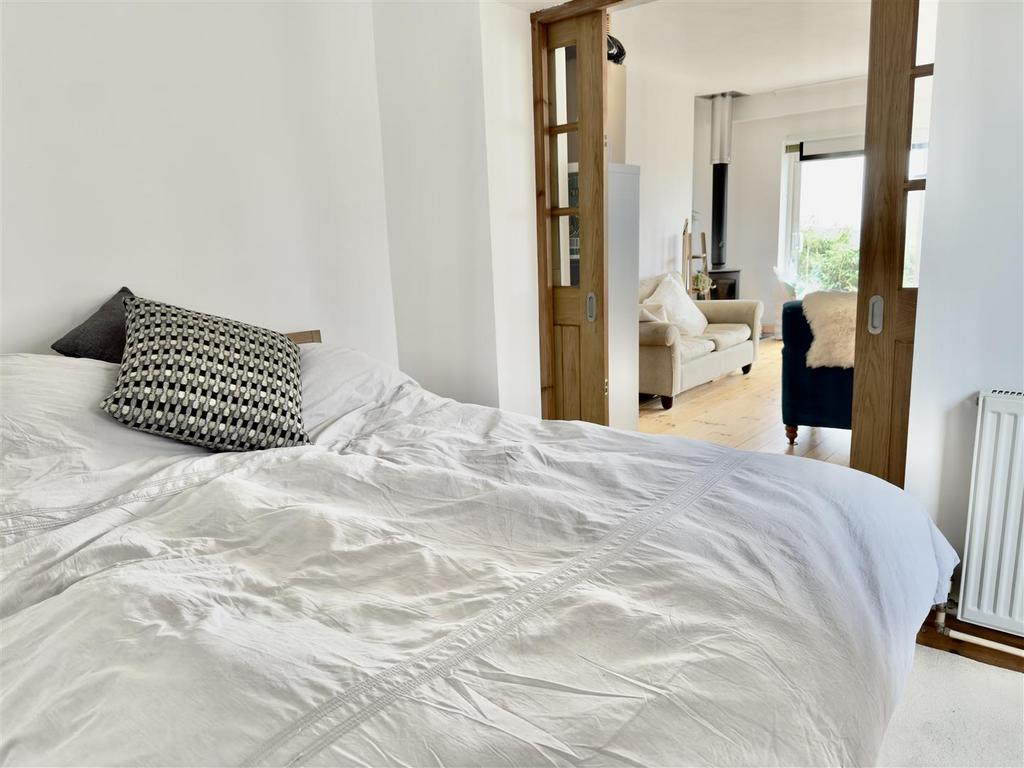 Ground floor bedroom.jpeg