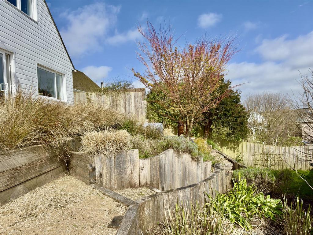 Garden path.jpeg