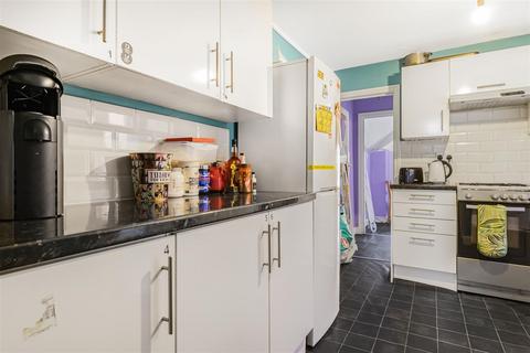 6 bedroom terraced house for sale, Denzil Road, Willesden