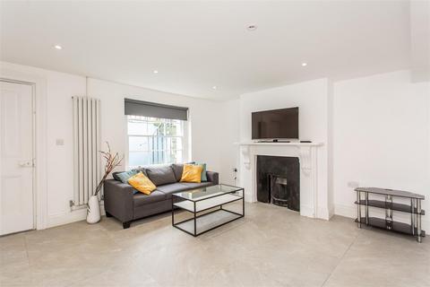 8 Cardigan Road, London, E3 5HU