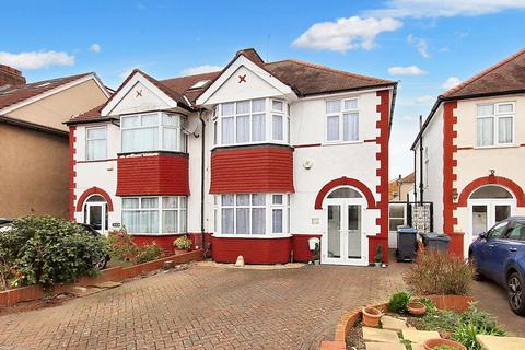 27 Brookside Way, Croydon, CR0 7RR