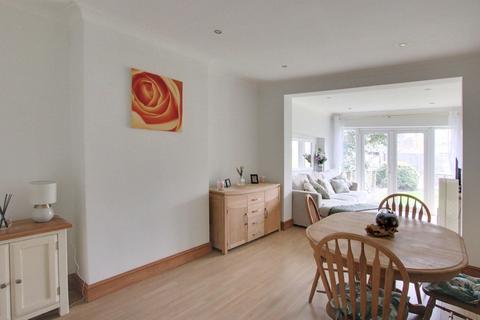 27 Brookside Way, Croydon, CR0 7RR