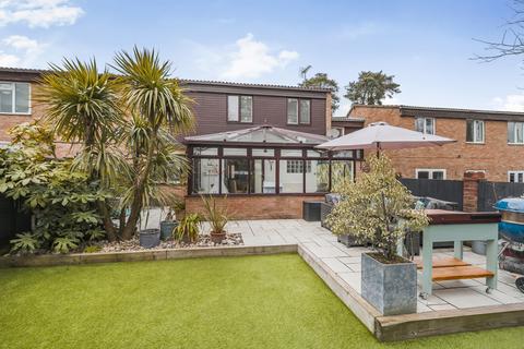 52 Ollerton, Bracknell, RG12 7RA