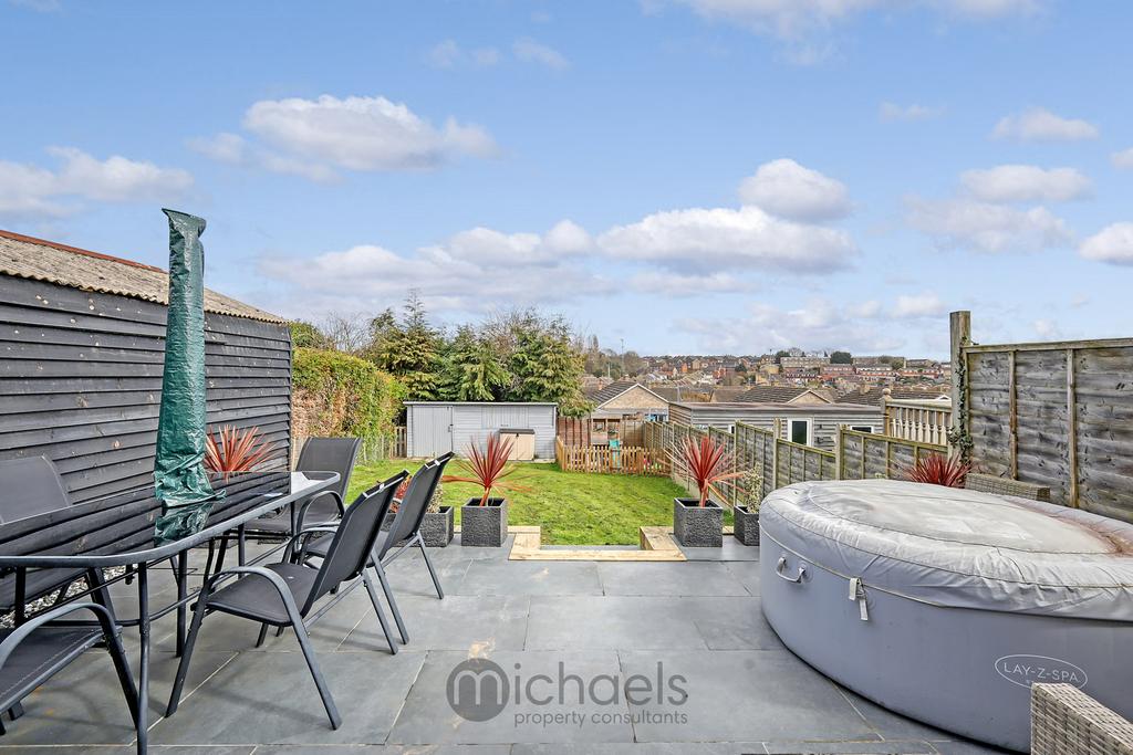 Outside, Garden, Garage &amp; Parking