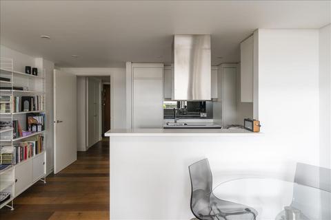 1 bedroom apartment for sale, Frobisher Crescent, Barbican, London, EC2Y